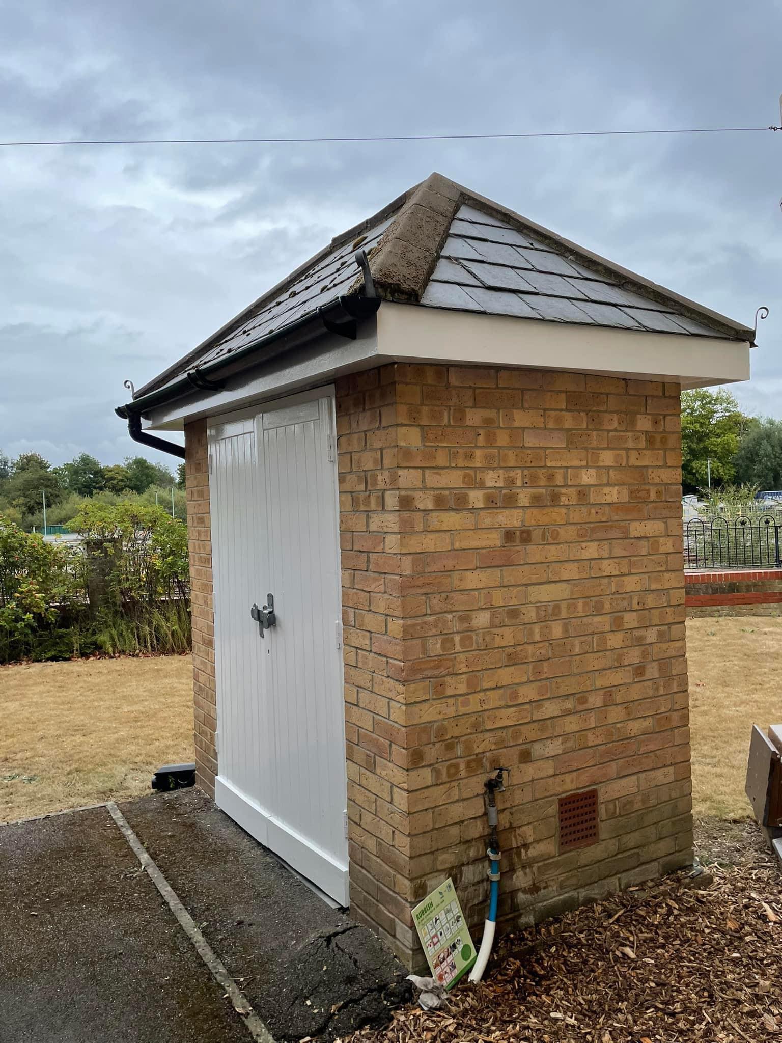 Room makeover with modern wall finishes