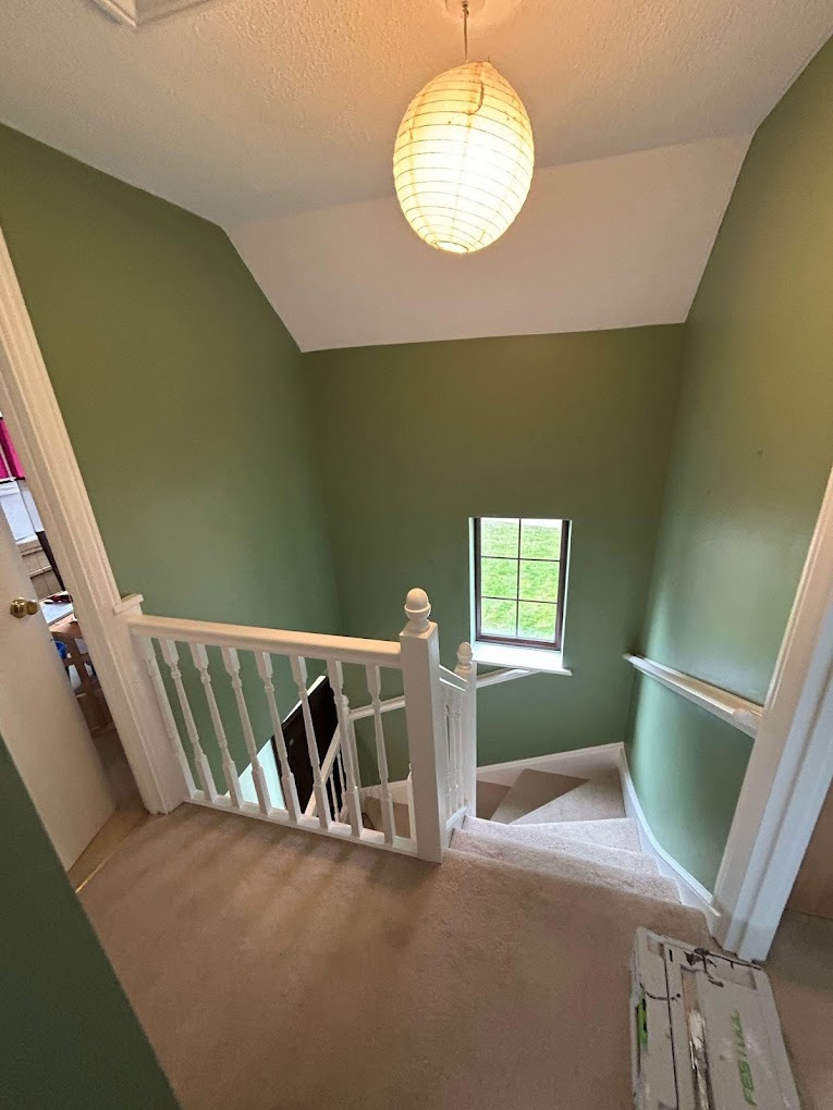 Stairway painting with contrasting colour detail