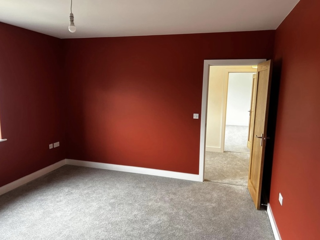 Room spraying, painting and interior finish work